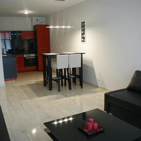Apartamenty Viniarnia Zielona Gora  Exterior photo